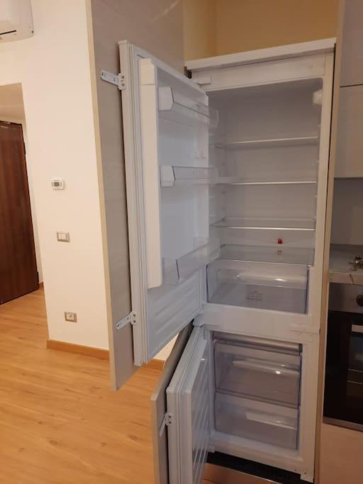 N&Ghomesweethome Raffaelloelegante Appartamento Ideale Casa Vacanze Affari Mediolan Zewnętrze zdjęcie