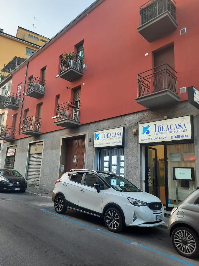 N&Ghomesweethome Raffaelloelegante Appartamento Ideale Casa Vacanze Affari Mediolan Zewnętrze zdjęcie