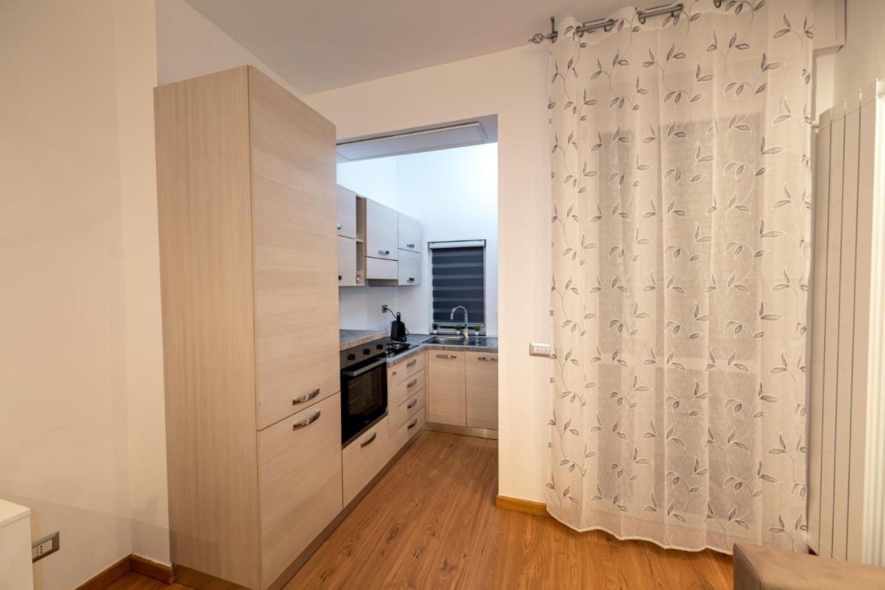 N&Ghomesweethome Raffaelloelegante Appartamento Ideale Casa Vacanze Affari Mediolan Zewnętrze zdjęcie
